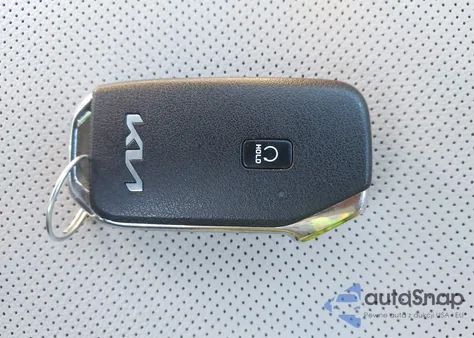 2025 Kia Sportage Ex from USA, damaged, VIN 5XYK33DF2SG288102